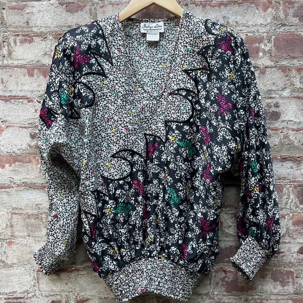 Vintage Indigo Lites blouse. Great design and pattern. One size fits all.